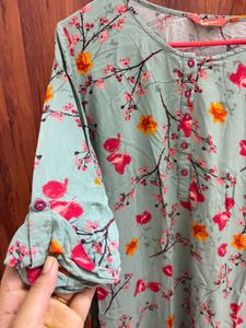 Floral Print Tunic Top