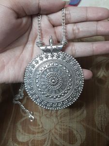 Boho necklace... Create Your Own Unique Style With This Necklace.. It Can Elevate Your Dress In A Different Way 😍