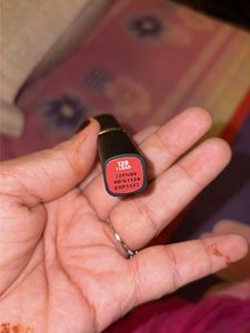 L'Oreal Matte Lipstick