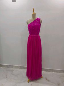 Elegant One-Shoulder Gown