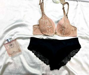 🇳🇿💫🔥Elegant Lace Bra penty set