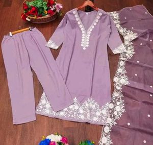 Elegant Lavender Kurta Set with Dupatta