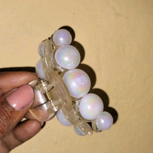 Iridescent Pearl Claw Clip