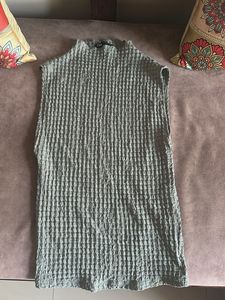Zara Textured Sleeveless Top