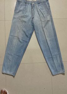 Vintage Light Wash Pleated Jeans