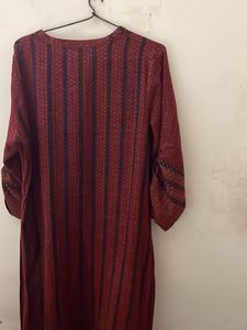 Shree Almost New Kurti With Stylish Sleeves