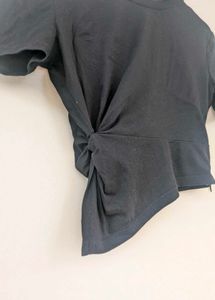 Black Twisted Knot Tee