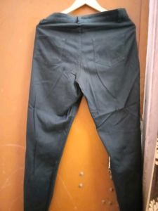 Annabelle Women&#39;s Kiny Jeans (Never Used)