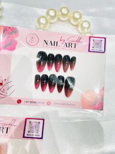 Press-On Nail Art Sets