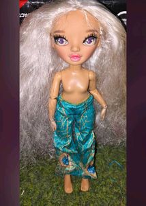 Rainbow High Doll
