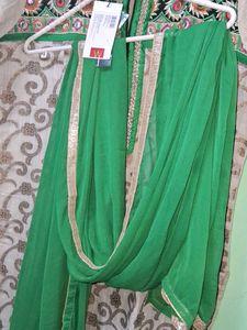 Ethnic Green Embroidered Kurta