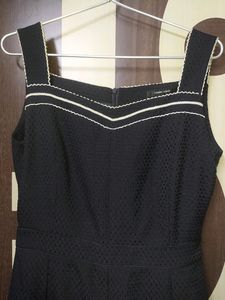 ✨🖤Plain Black Frock With Heart Neckline 🖤✨