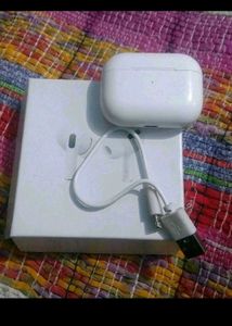 APPLE AIR PODS PRO MASTERCOPY WITH APLE CHARGER