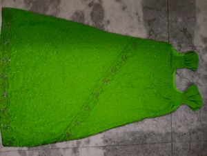 Vibrant Green Dress with Ruffle Sleeves