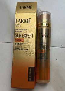 Lakme 9to5 Sun Protection Radiance