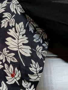 Women Black Printed Cotton Kurta
