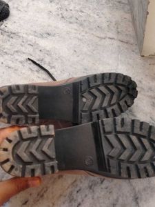 Stylish Taupe Heeled Booties