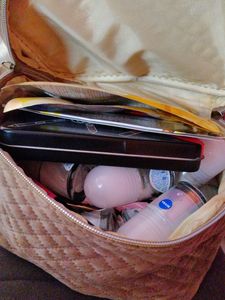 Makeup Women&#39;s Groom Kit