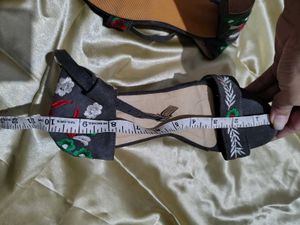 Embroidered Heel Sandals