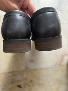 Redtape Old money textured loafers