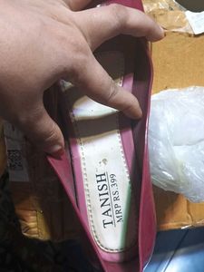 Tanish Maroon Pointed Flats