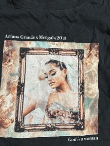 Ariana Grande T-Shirt