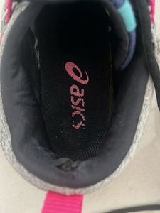 Asics Sneakers