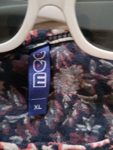 Floral Breeze Fit Top