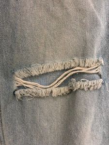 Straight Leg Knee Cut Jeans.