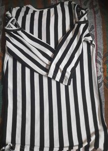 T-Shirt Bundle With A Extra Free 🎁 ✨️