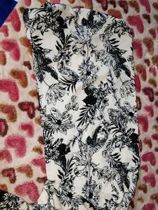 Floral Print balloon sleeves top