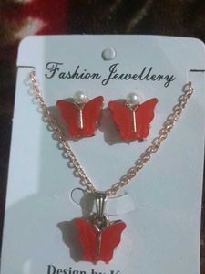 Butterfly Necklace & Earring Set