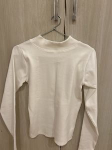 White Full Sleeves Top (xs-s)