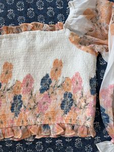 Floral Print Smocked Crop Top