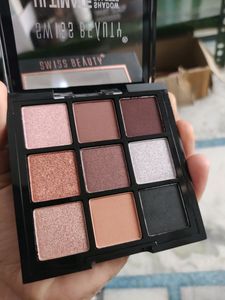 Swiss Beauty Ultimate Eyeshadow Palette