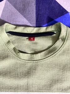 Branded Green Full Sleeve T-shirt – Medium Size