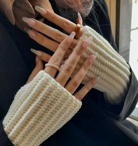 1 Pair Finger Less Gloves