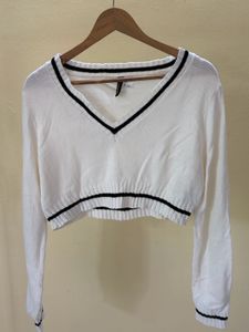 H&amp;M White Cropped Sweater