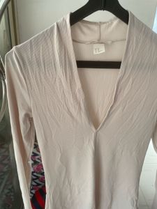 Elegant Beige V-Neck Long Sleeve Top