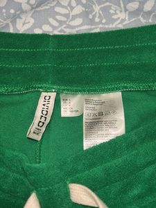 H&amp;M Green Sporty Shorts
