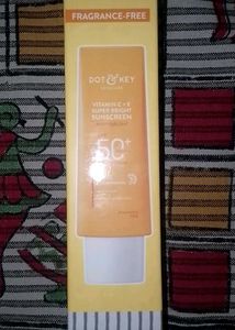 Dot&amp;Key combo Vitaminc Sunscreen and face wash