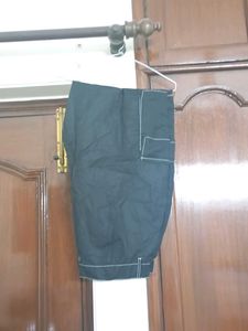 women's Black Cargo pants