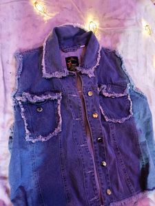 💕 Sleevless Denim Jacket XL 💕
