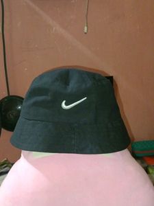 Nike Bucket Hat