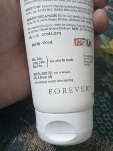 Forever Radiance Moisturizer
