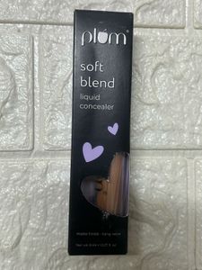 Plum Make Up Kit