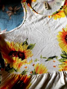 2 SET-Sunflower Print Maxi Dress+ Yellow Shrug