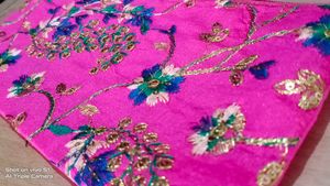 Elegant Pink Embroidered Hand Purse with Zipper..�