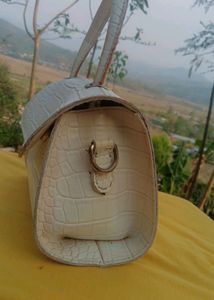 Sling Bag