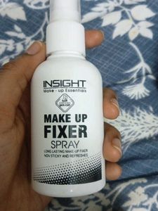 Insight Makeup Fixer Spray